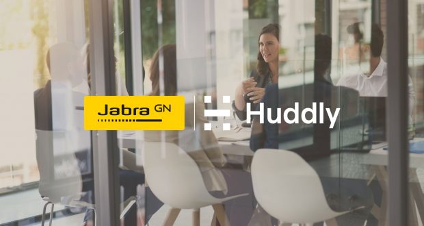 Jabra e Huddly collaborano per portare la semplicità plug-and-play nelle grandi sale riunioni